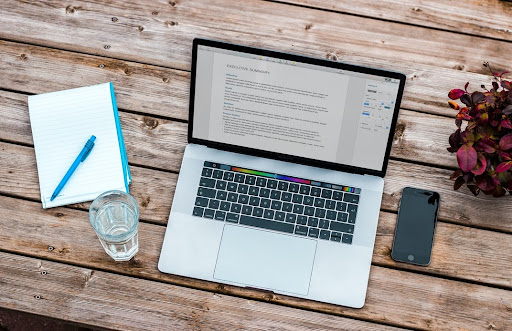 Should You Use Essay Writing Services Online to Get a Best Grade