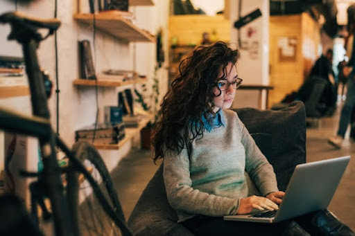 Why Use an Online Essay Writing Service